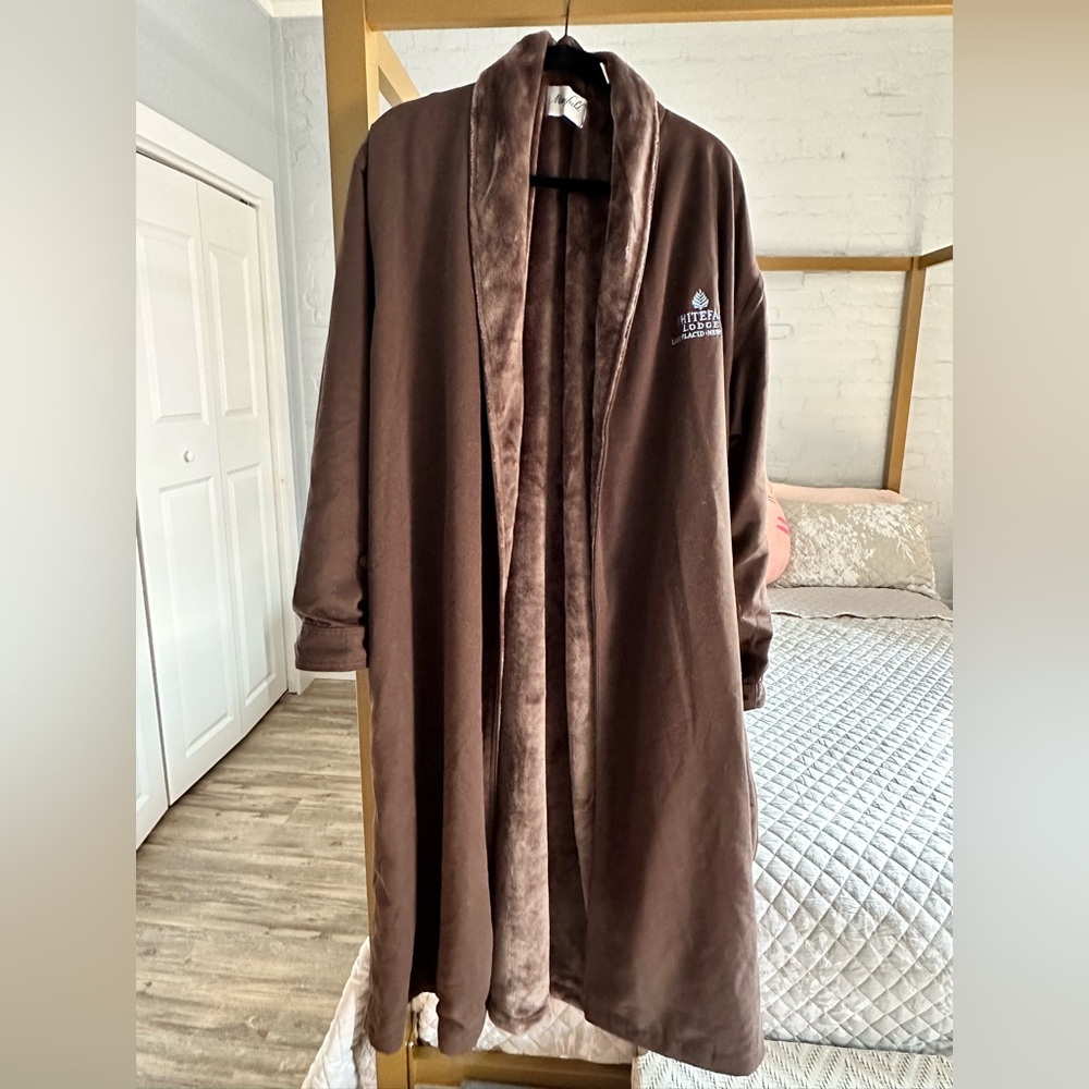 Lux Whiteface Lodge Robe
